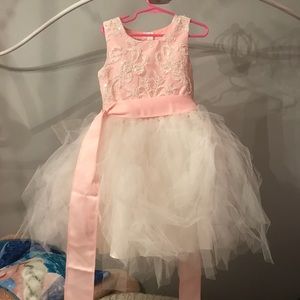 Size 6/7 dress